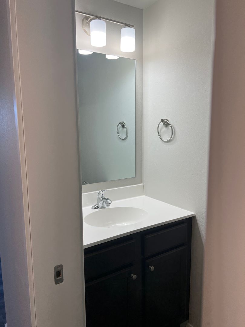 Cedar Rapids Townhome: 5261 N. River Blvd NE