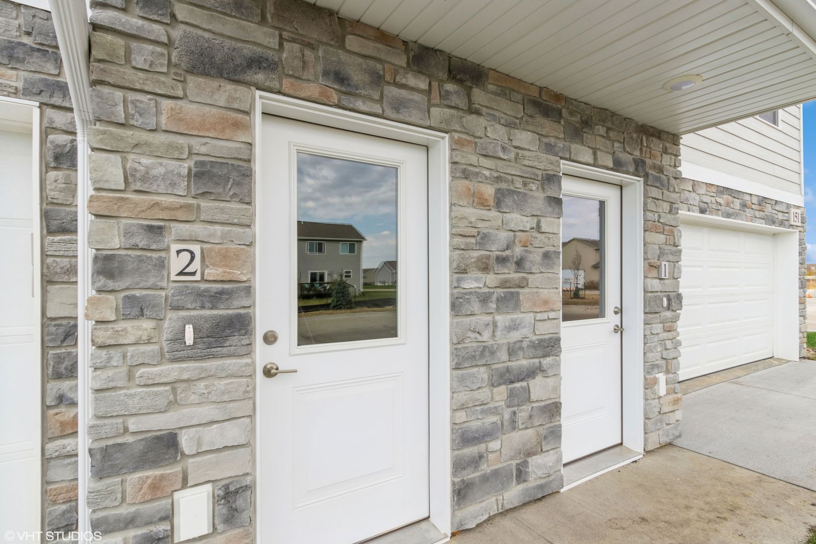 Cedar Rapids Townhome: 121 Griswold Way SW