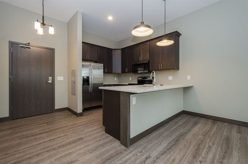 The Depot D Apartments – 2 Bedroom / 1 Bathroom End Unit – photo 1