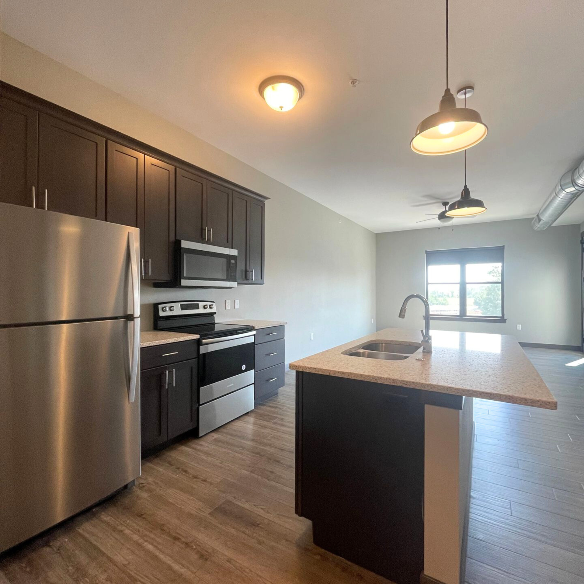 Cedar Rapids Apartment: 329 12th Ave. SE - 208