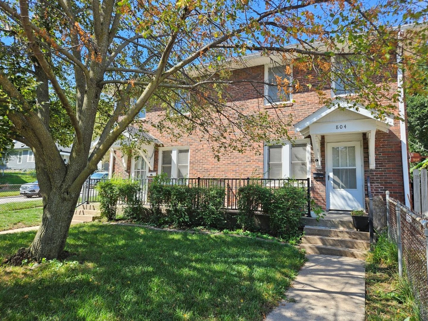 Omaha Apartment: 802-804 N 48th Street