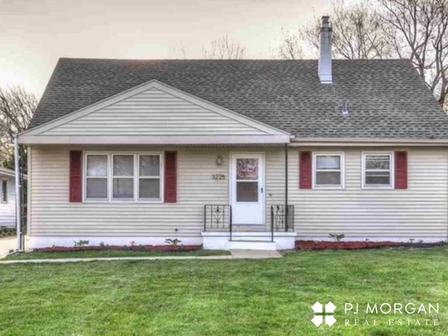 Omaha House: 3225 South 44th Street