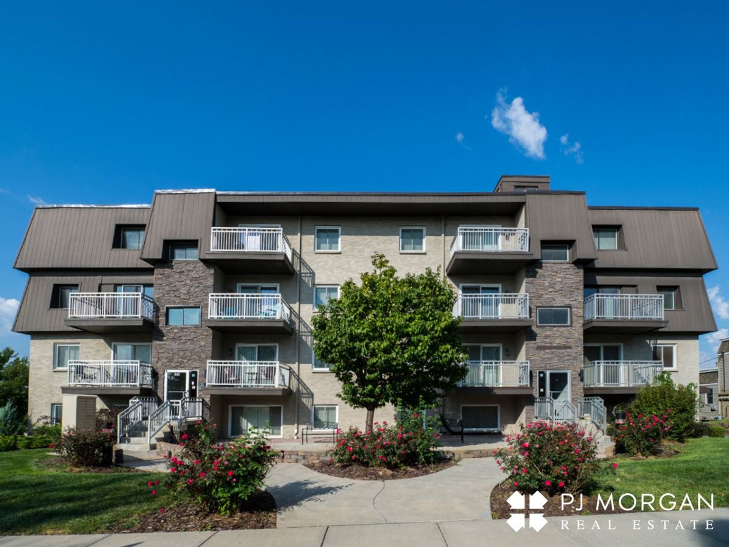 Omaha Apartment: 810 North 107th Avenue