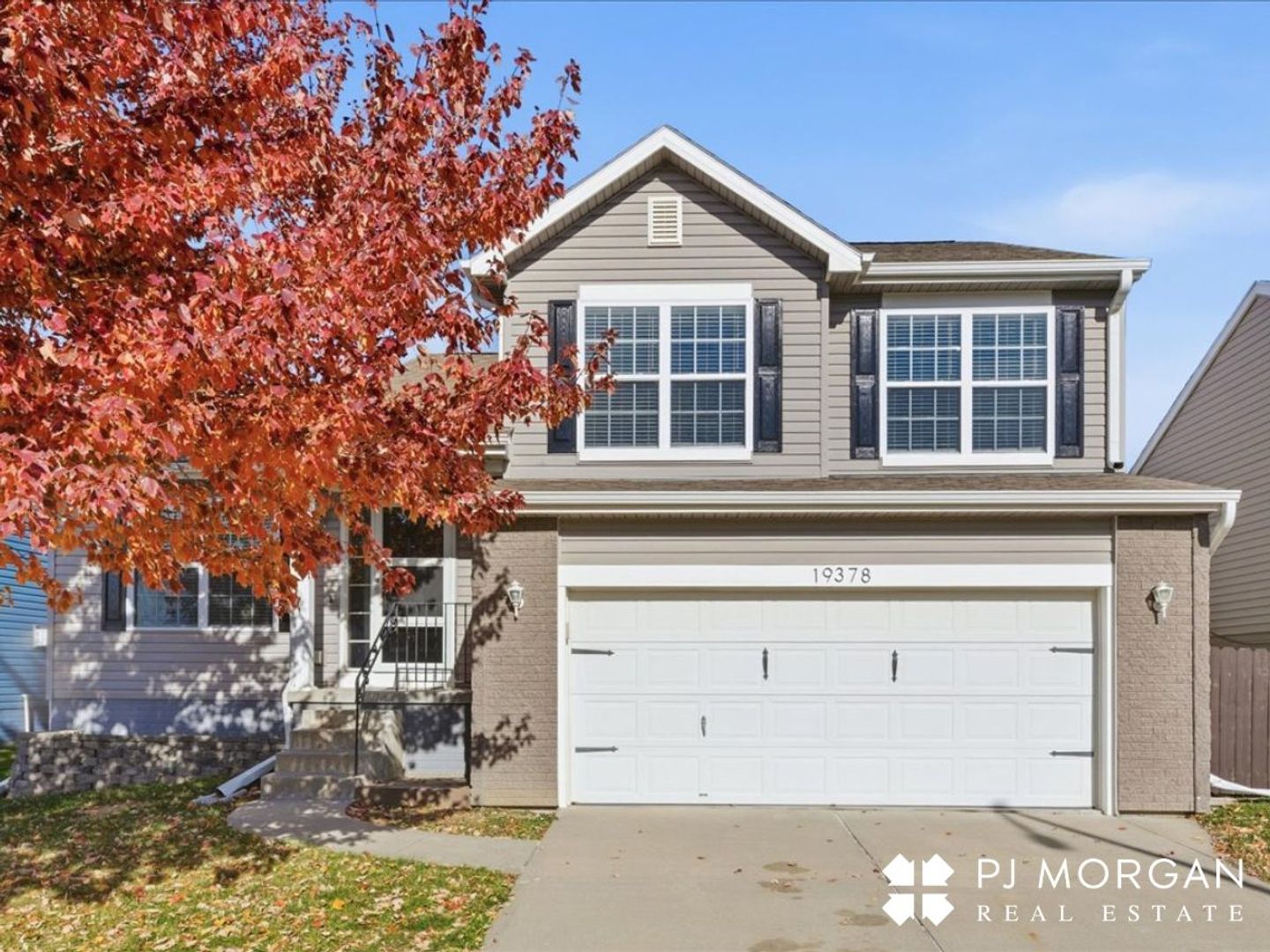 Omaha House: 19378 V Street