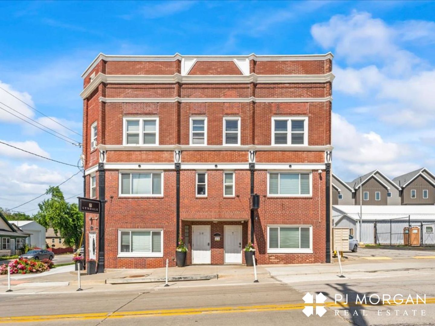 Omaha Apartment: 1052 S 20th Street