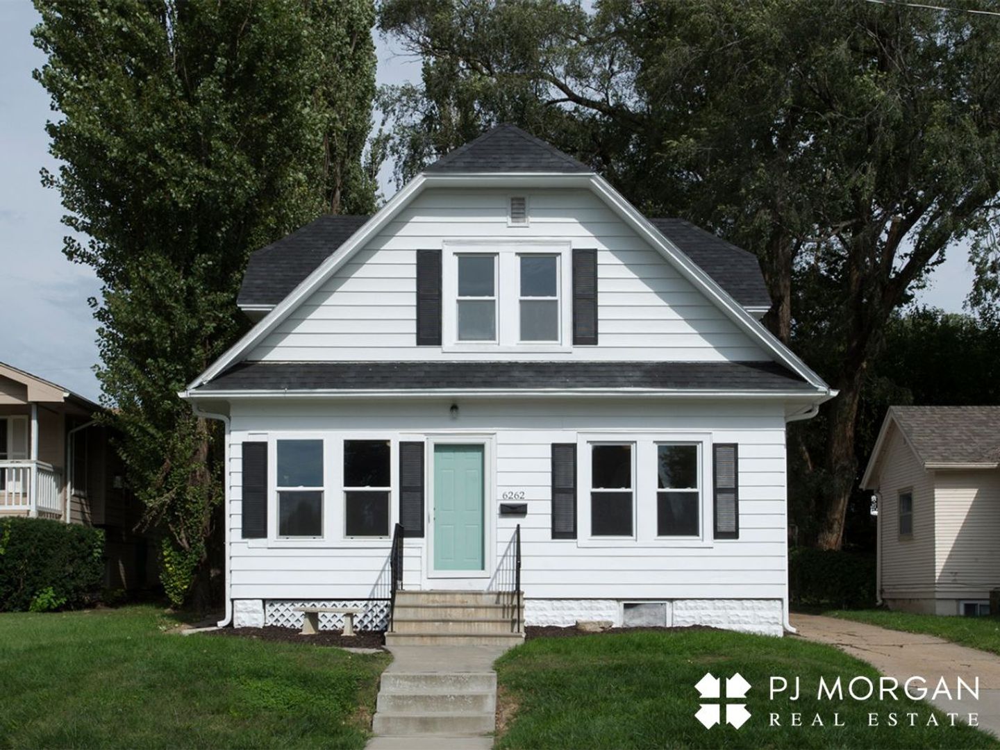 Omaha House: 6262 Pine St