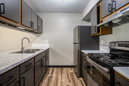 681 E Main St #16 - Mill Race Manor 1 bed/1 Bath
