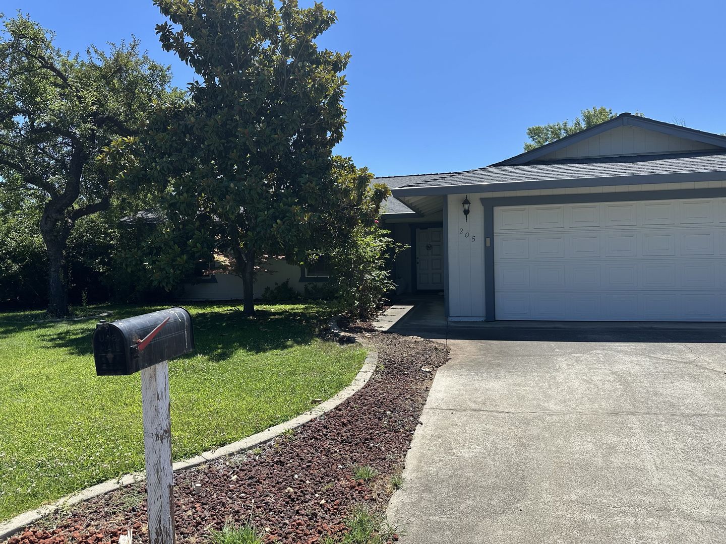 Redding House: 205 Woodhill Drive