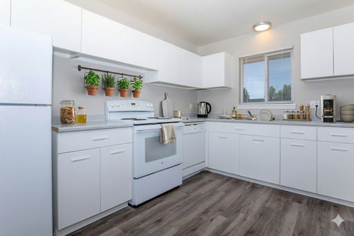 Renovated 2x1 – photo 1