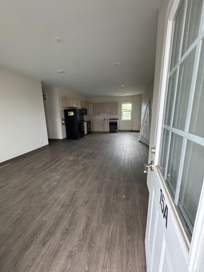 Private Entrance with a Townhome Feel