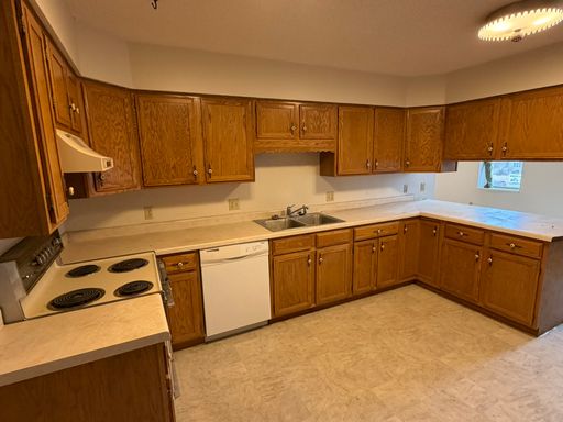 Three Bedroom Unit at Belltower Apartments