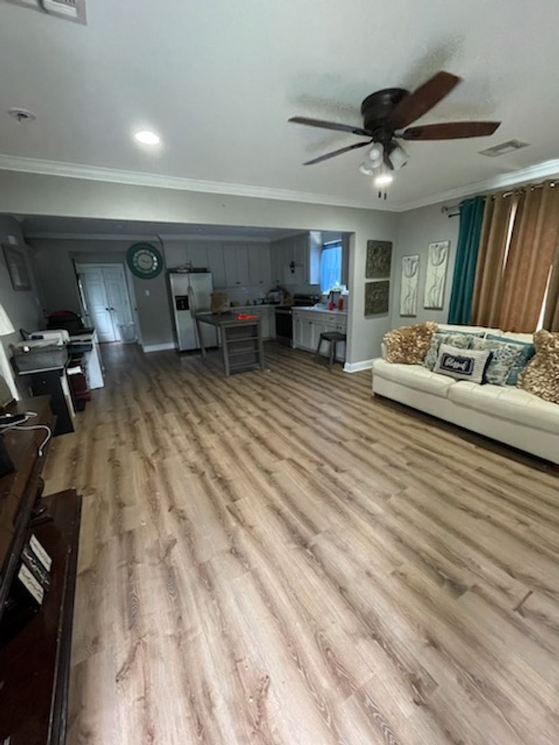 Baton Rouge House: 3888 Charles Street