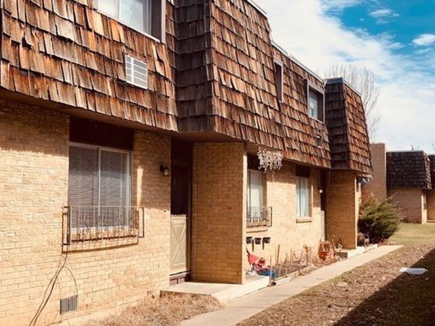 Greeley Apartment: 804 37th Avenue Court