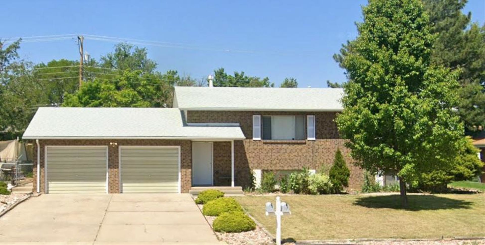 Greeley Apartment: 611 35th Avenue