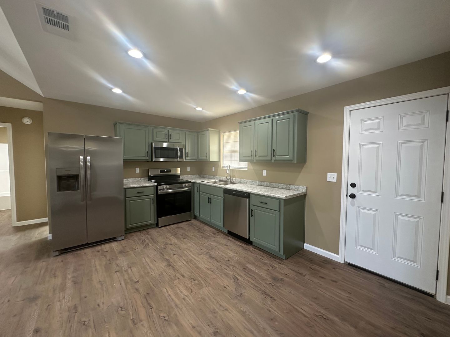 Vidalia House: 1224 Orange St Vidalia