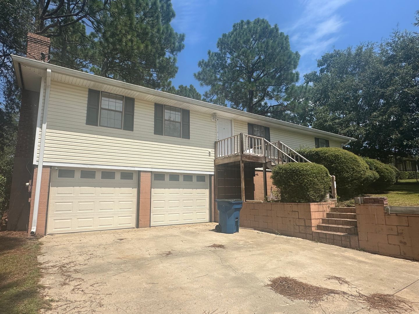 Vidalia House: 107 Dogwood Drive
