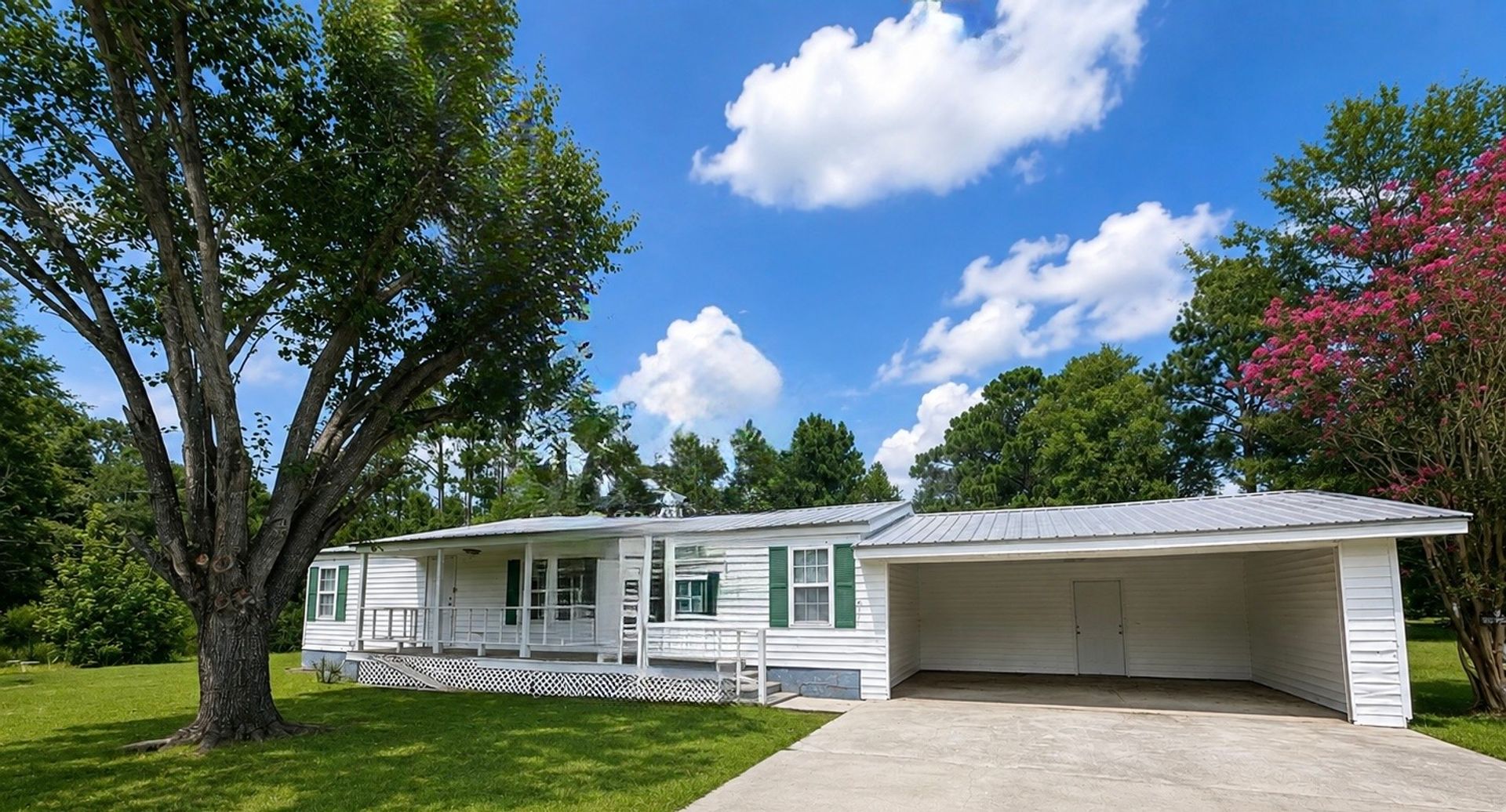 Vidalia House: 611 Ryan Dr