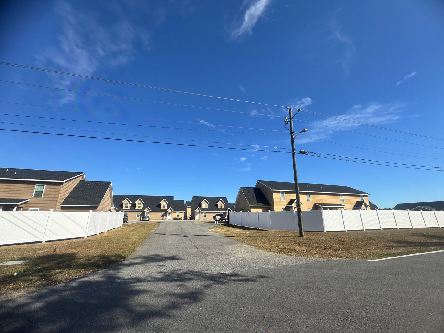 Vidalia Apartment: 900 Maple Dr