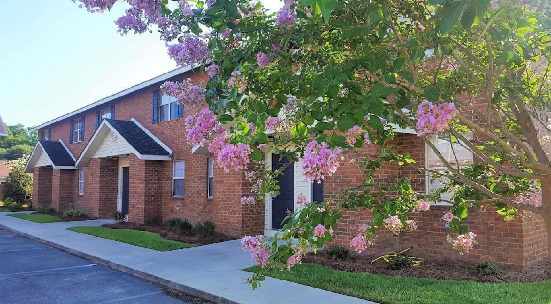 STATESBORO Apartment: 220 LANIER DR