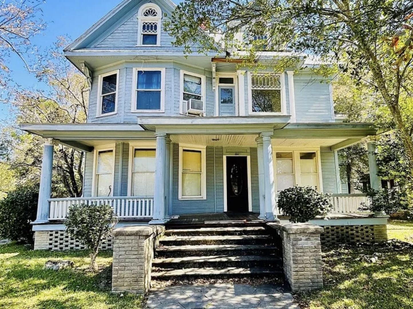 Fitzgerald Apartment: 602 S Lee St