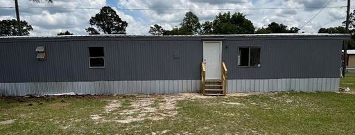 3 Bed 1.5 Bath Mobile Home