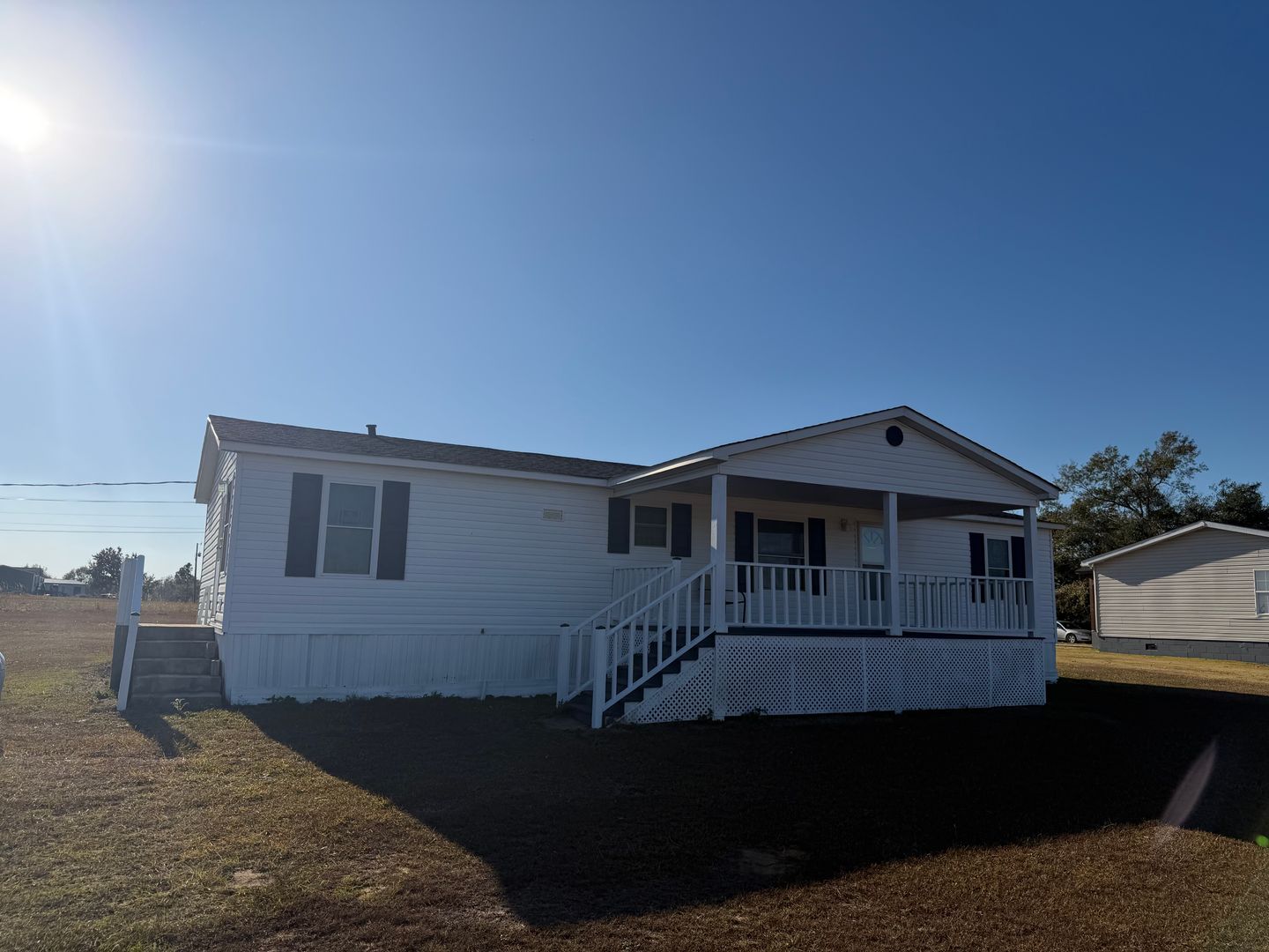 Soperton House: 1131 Straight St