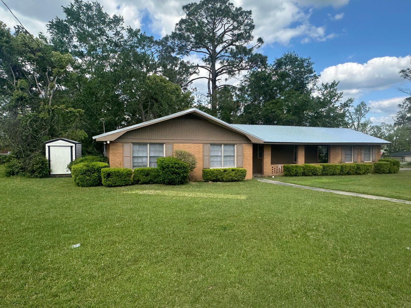 Vidalia House: 1204 Rhodus Drive