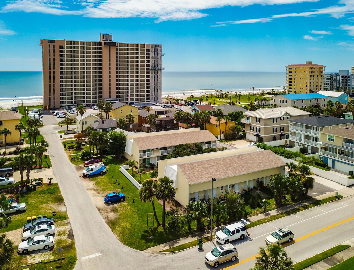 Jacksonville Beach House: 132 13th Ave. S. #9