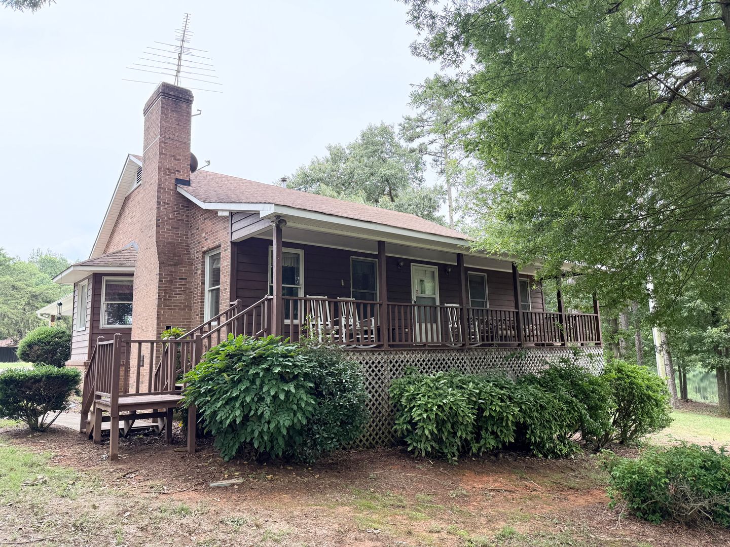 Polkton House: 2896 Bill Curlee Rd