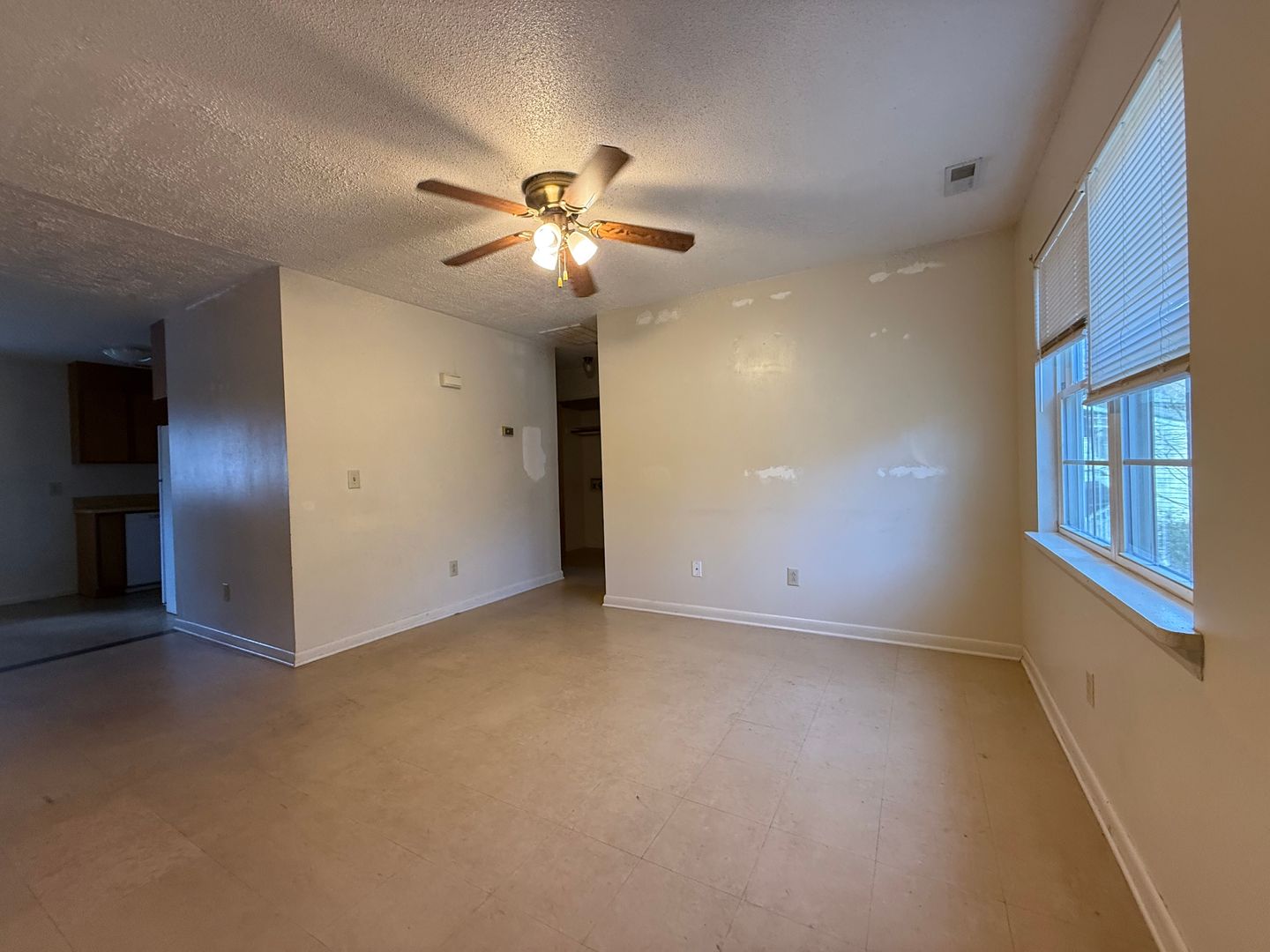 Wadesboro Apartment: 113 Covington St