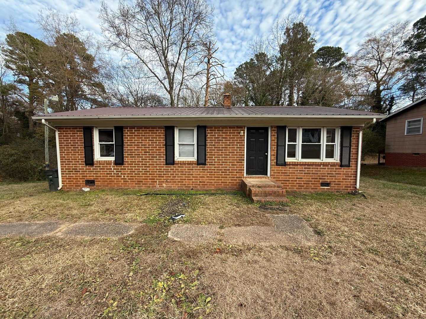 Wadesboro House: 406 N Rutherford St