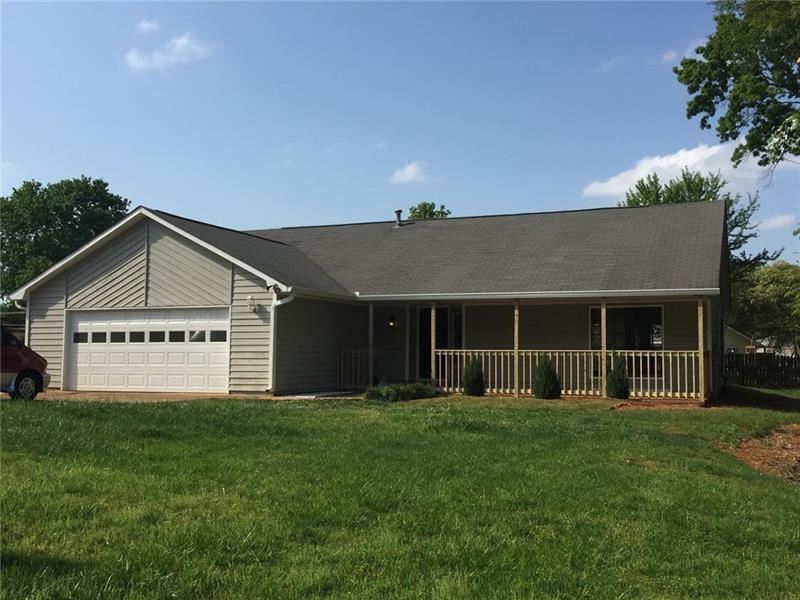 ACWORTH House: 1212 Woodstream Circle, NW