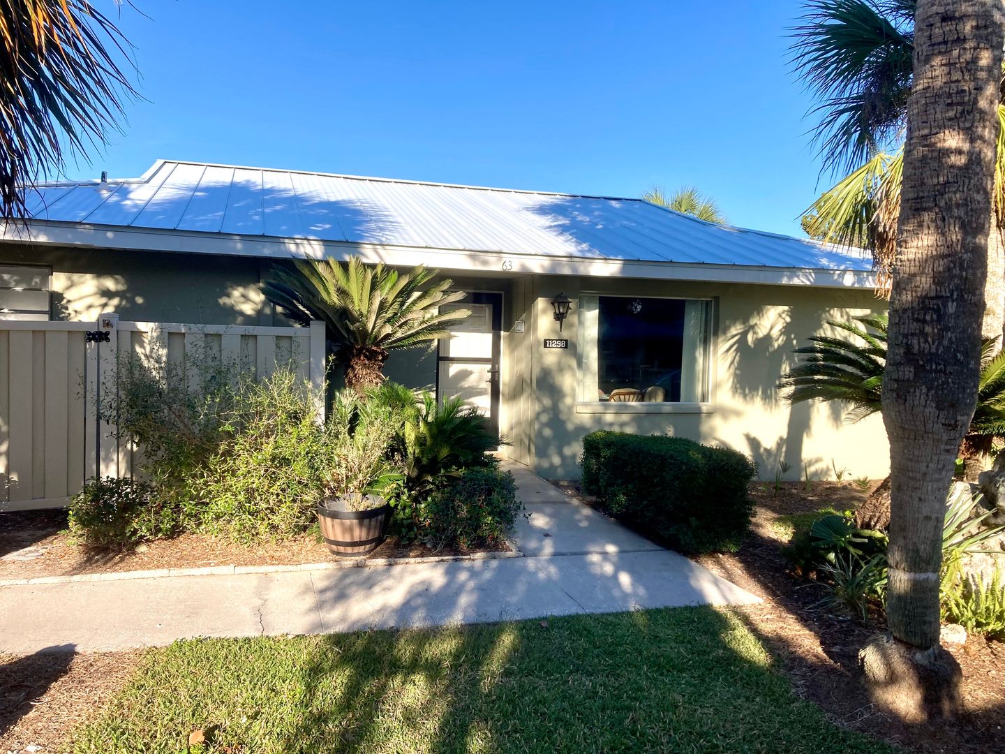 Crystal River Condo: 11298 W Bayshore Dr