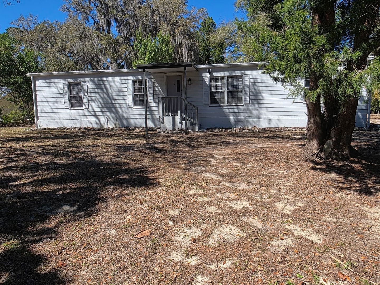 Crystal River House: 8303 W Dunnellon Road