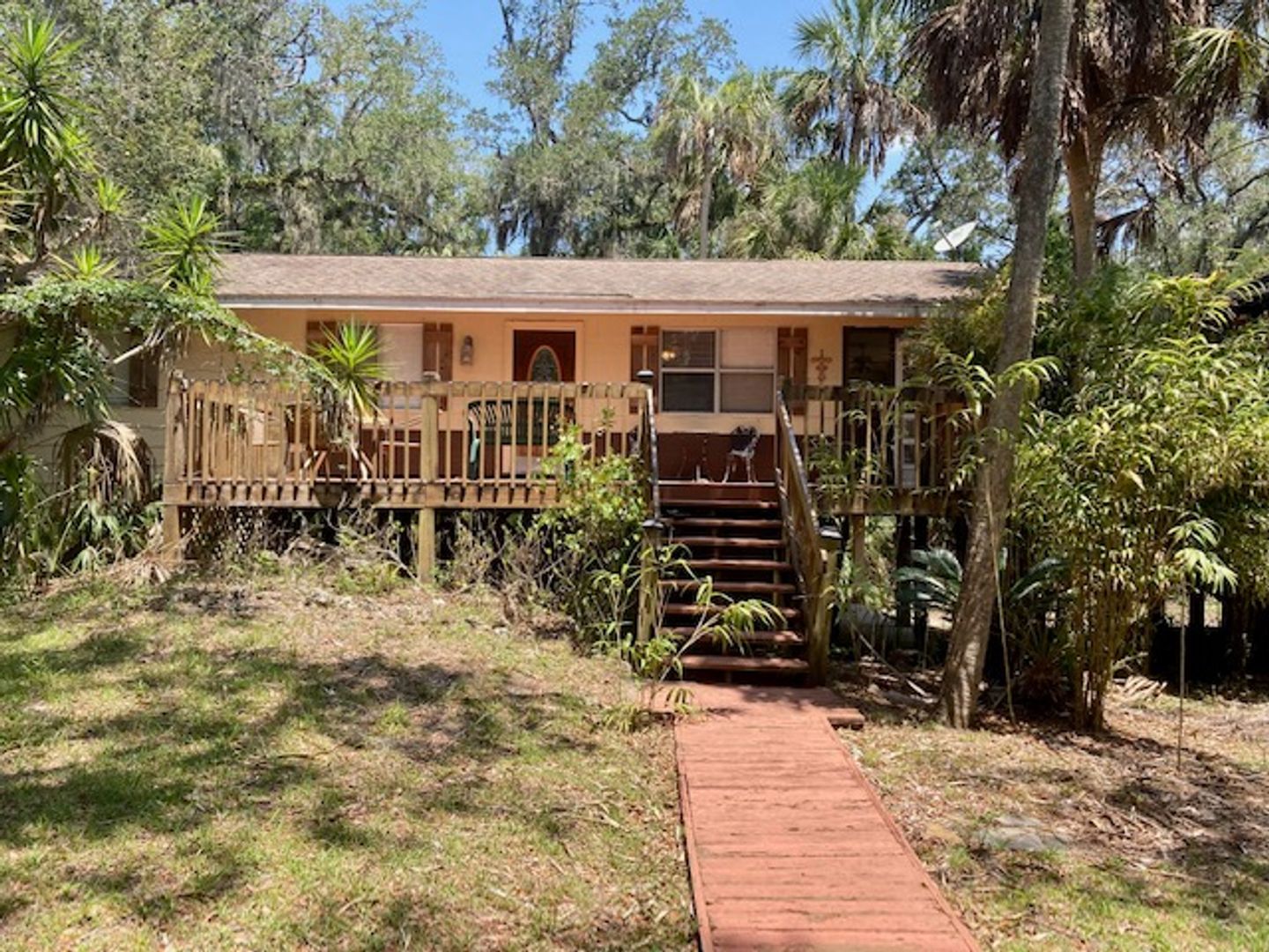 Homosassa House: 6385 S Westview DR