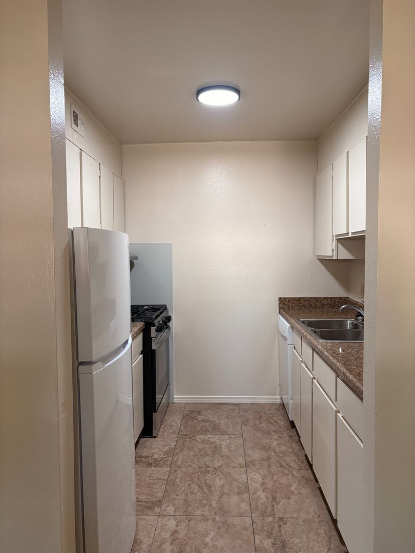 Ponderosa 3-Bed/2-Bath Furnished 3 of 12