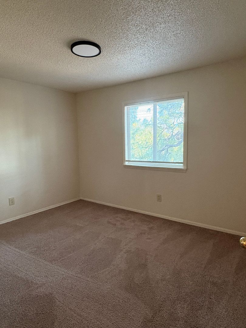 Ponderosa 2-Bed/1-Bath 13 of 23
