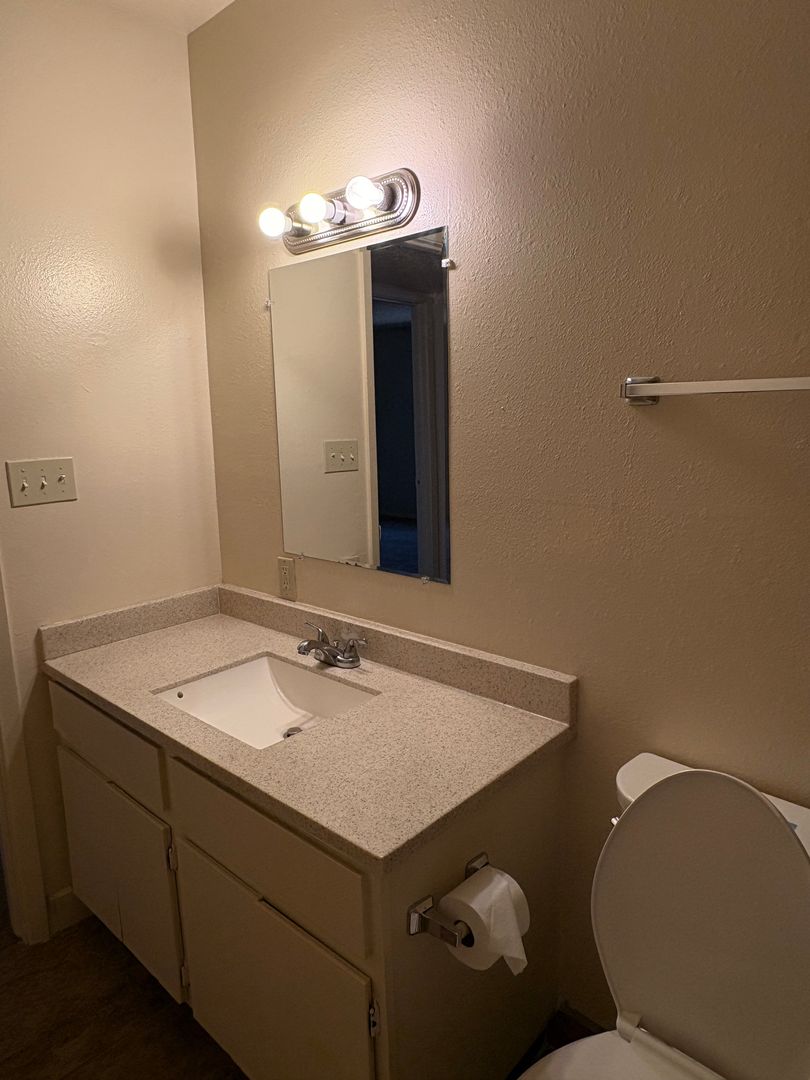 Ponderosa 3-Bed/2-Bath Furnished 10 of 12