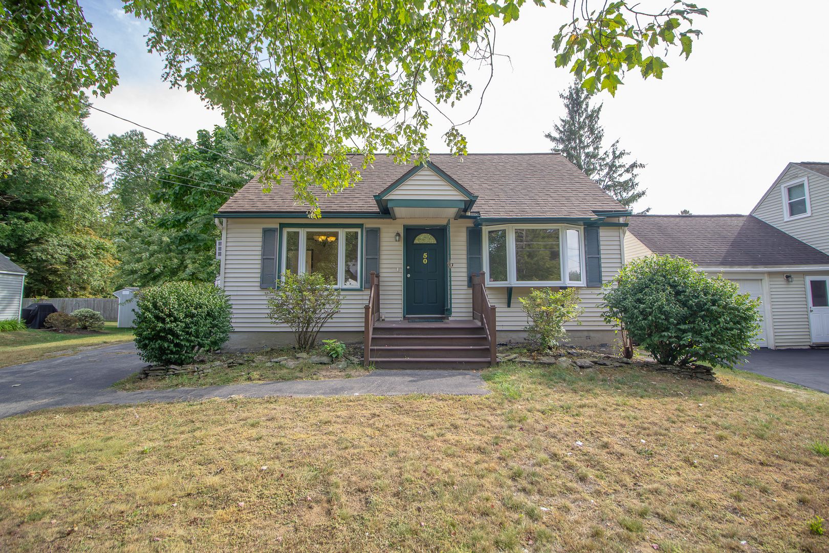 Colonie House: 50 New Shaker Road