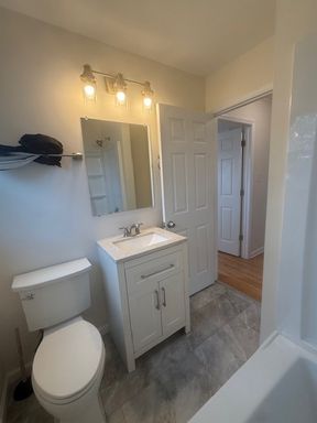 Listing photo thumbnail