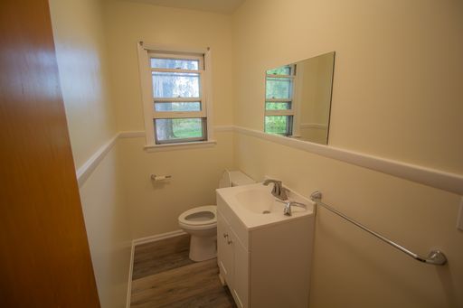 Listing photo thumbnail