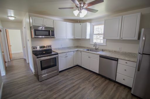 Listing photo thumbnail