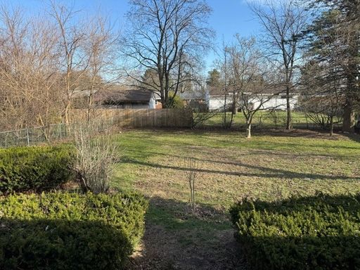 Listing photo thumbnail