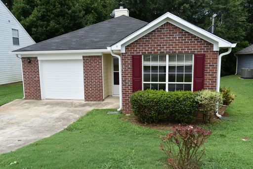 3 Bedroom House – 6614 Browns Mill Ferry Dr, Lithonia, GA 30038-4549