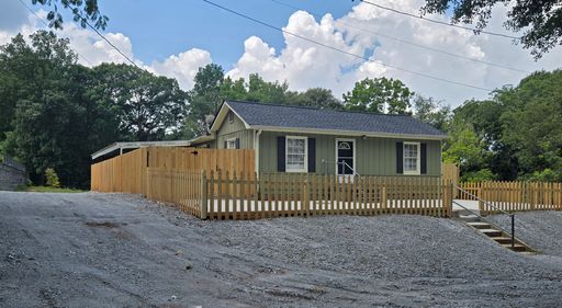 Renovated 3 bedroom house in Kennesaw by Platinum Property Management Services, Inc. – photo 1