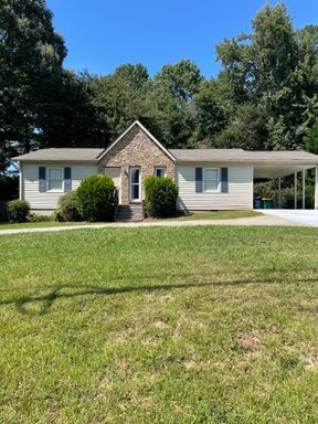 3 Bedroom Rental – 2397 Old Peachtree Rd, Duluth, GA 30097