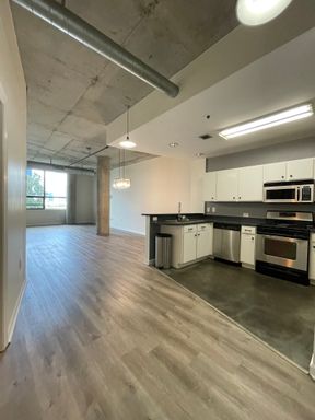 1 Bedroom Condo – 115 W Peachtree Pl Nw #410, Atlanta, GA 30313