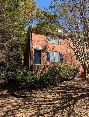 2 Bedroom House – 3280 Highpoint Ct, Snellville, GA 30078
