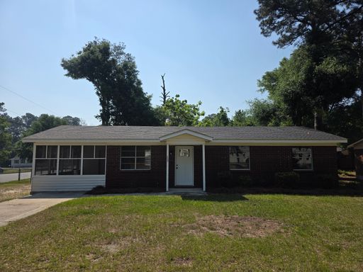 Newly Renovatedin Springfield!