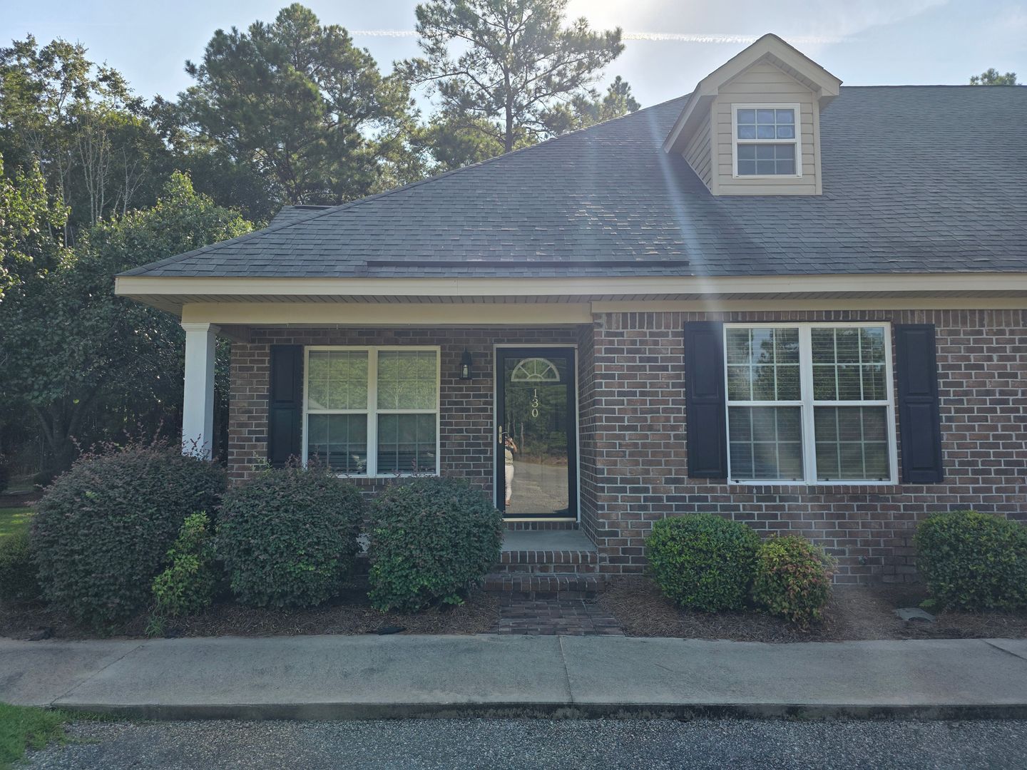 Statesboro House: 130 Lakeview Commons Road